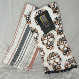 2 Pack Floral Skull Halloween Kitchen Towels